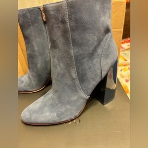 Vince Camuto boots